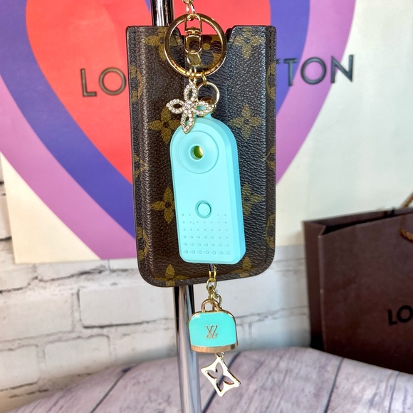 Louis Vuitton iPhone 5 case pouch or card case/small accessories pouch w/alarm! - Picture 2 of 13